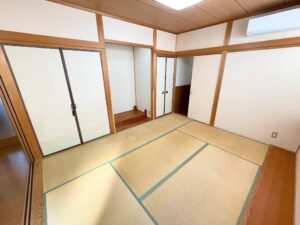 【和室6帖に板の間がある余裕ある和室】