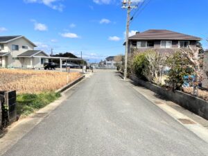 【6ｍある前面道路】